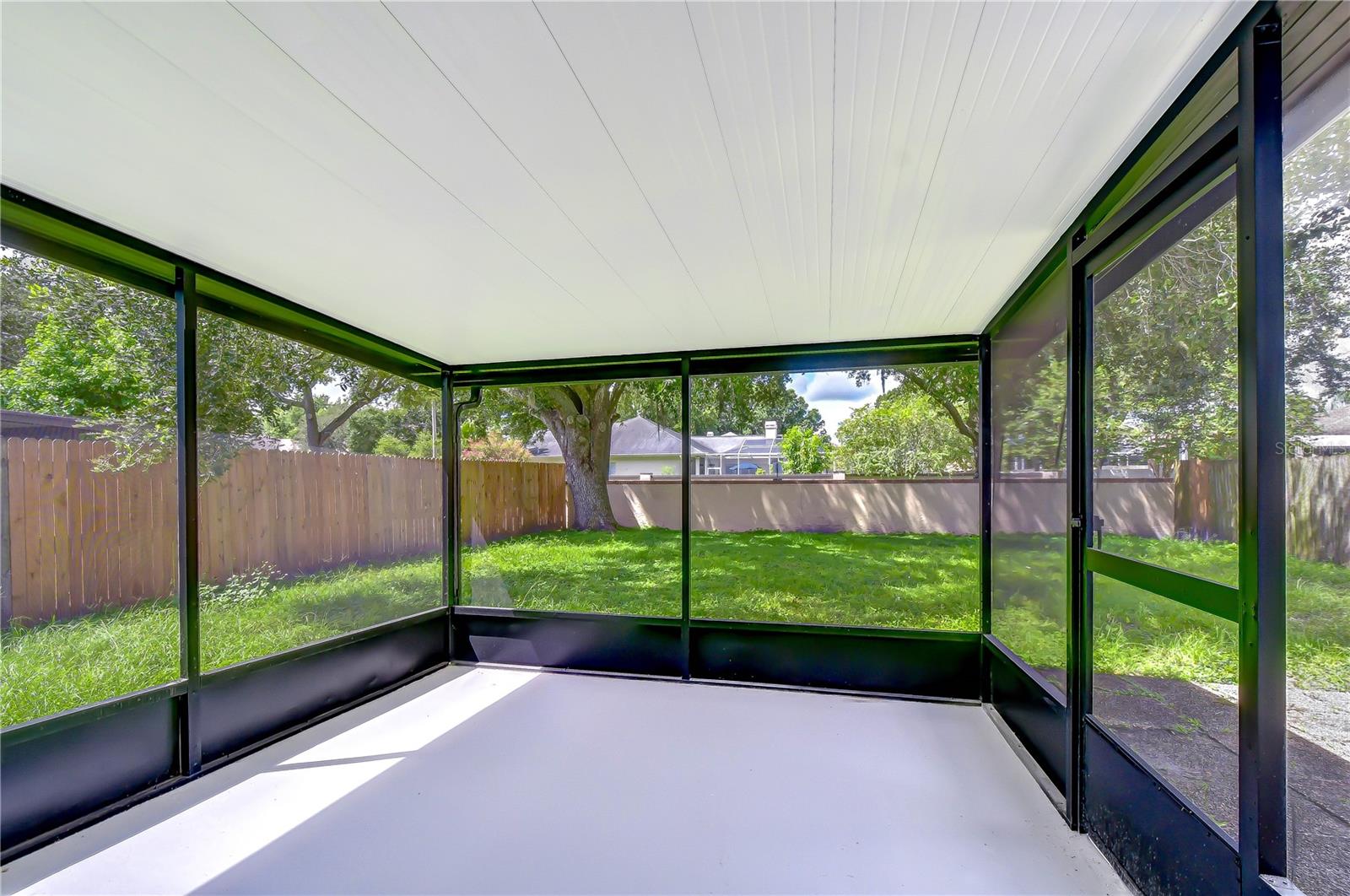 9703 FOX HOLLOW RD — photo 19