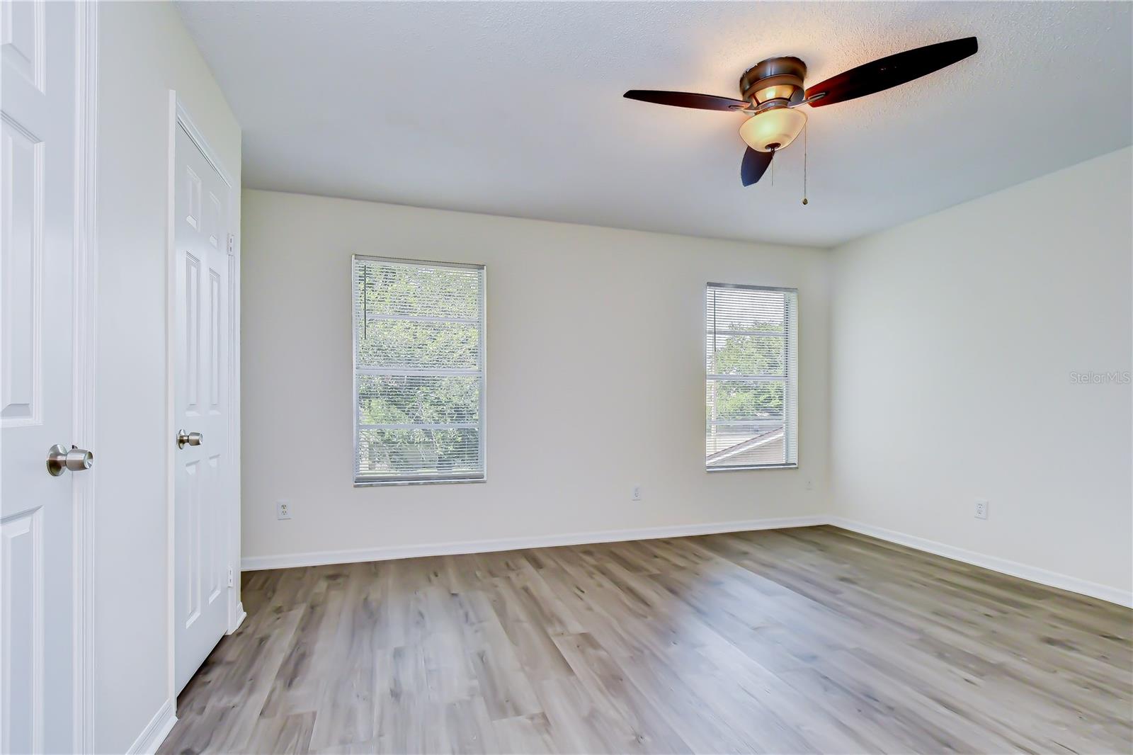 9703 FOX HOLLOW RD — photo 12