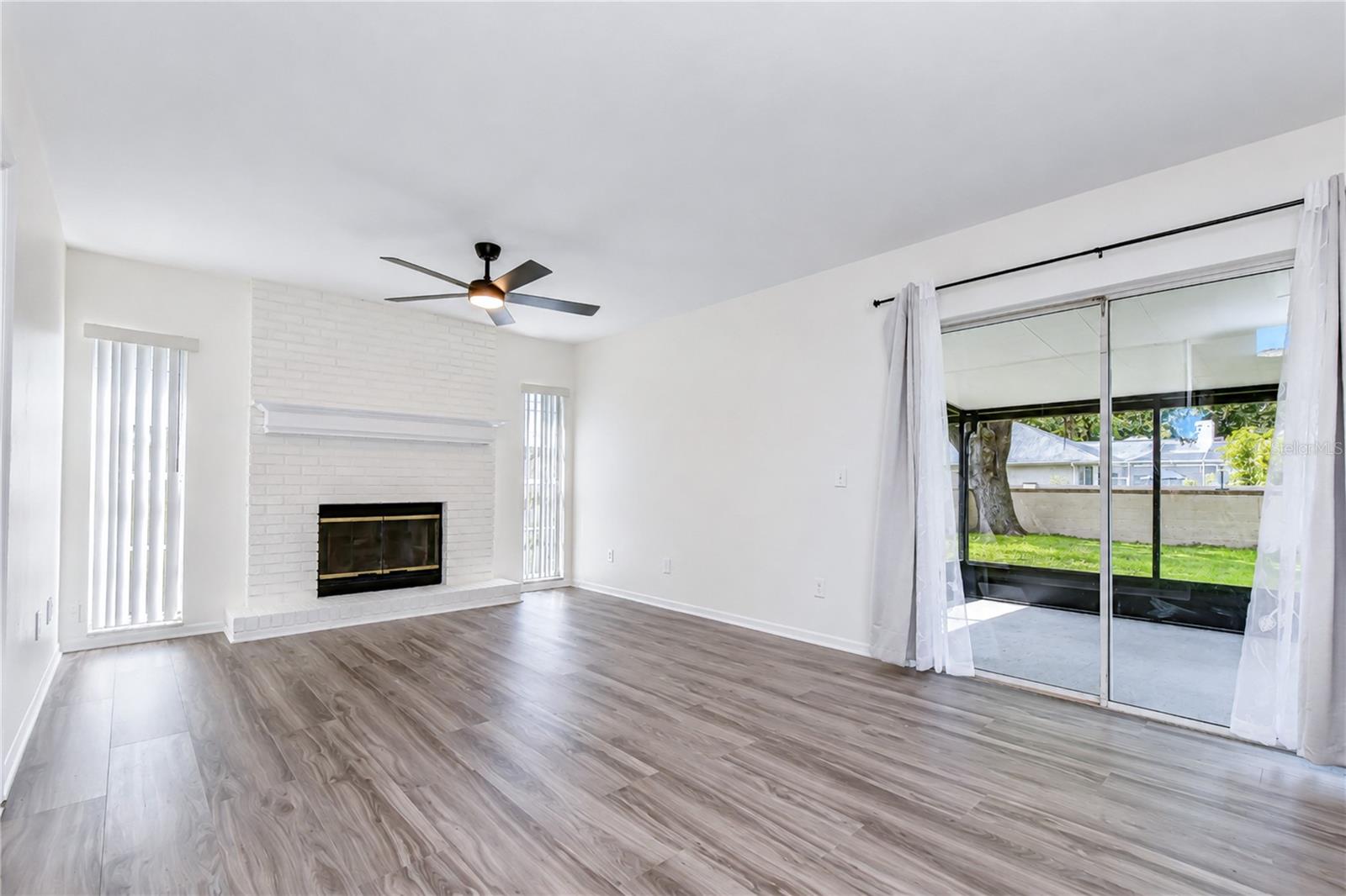 9703 FOX HOLLOW RD — photo 10