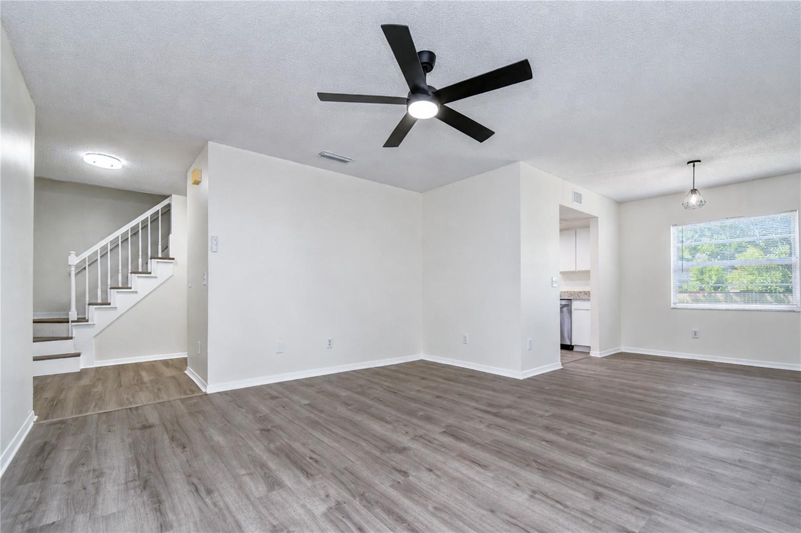 9703 FOX HOLLOW RD — photo 5