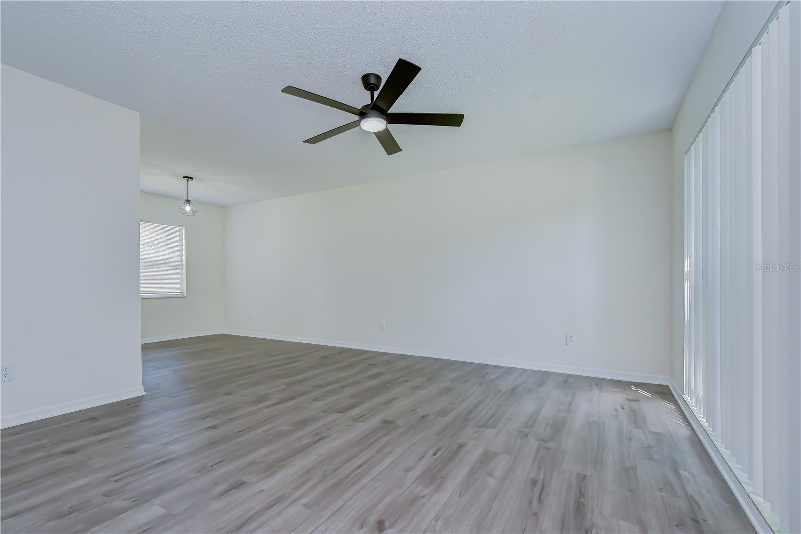 9703 FOX HOLLOW RD — photo 4