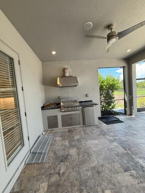 8208 SUMMER NIGHT RD — photo 21