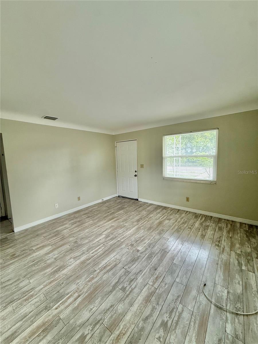 4618 18TH AVE S — photo 5