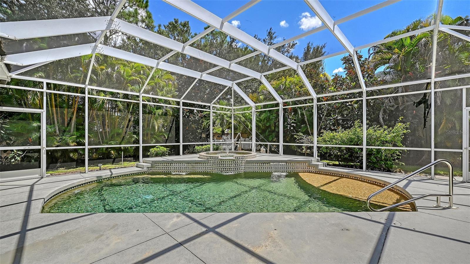 13112 PEREGRIN CIR — photo 38