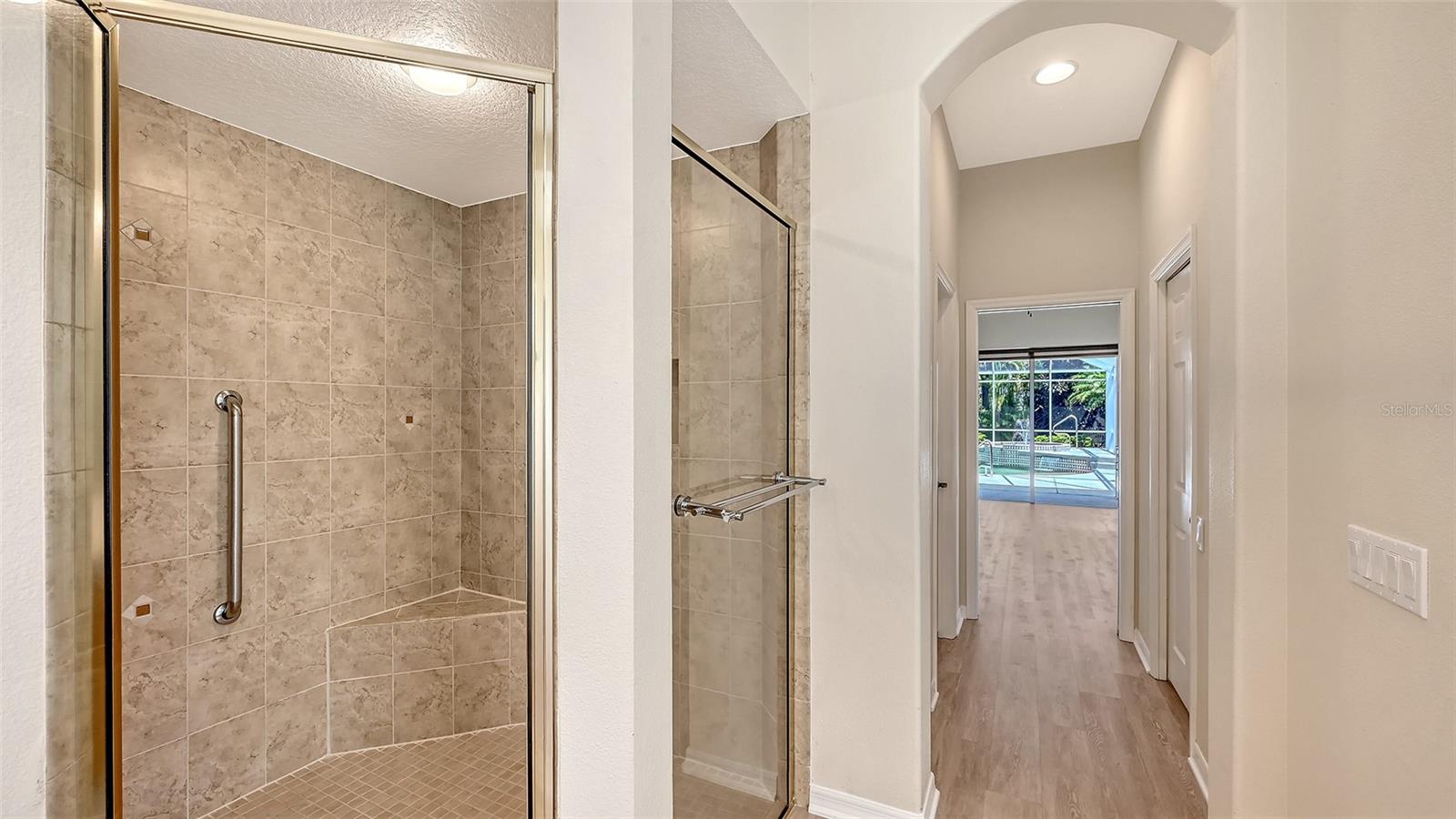 13112 PEREGRIN CIR — photo 25