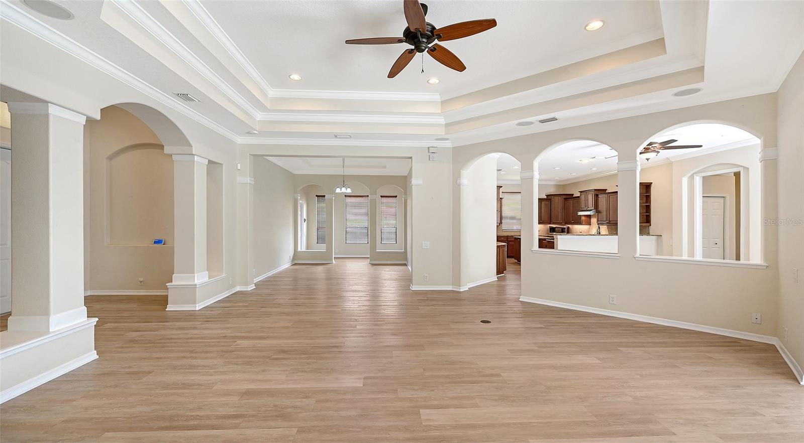 13112 PEREGRIN CIR — photo 8
