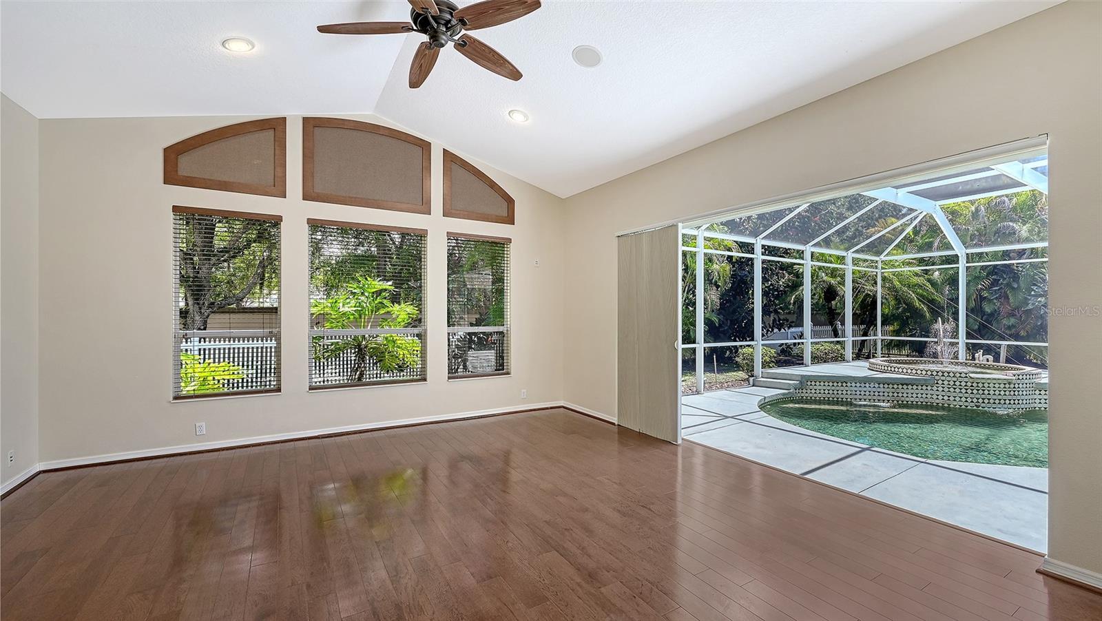 13112 PEREGRIN CIR — photo 20