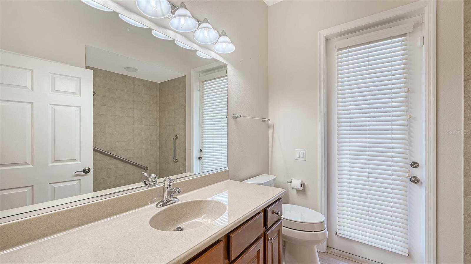 13112 PEREGRIN CIR — photo 28