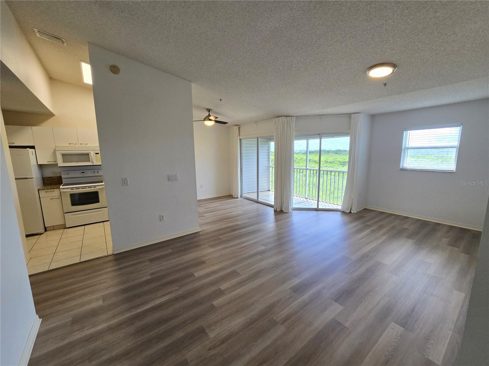 3607 E BAY DR #206 — photo 2