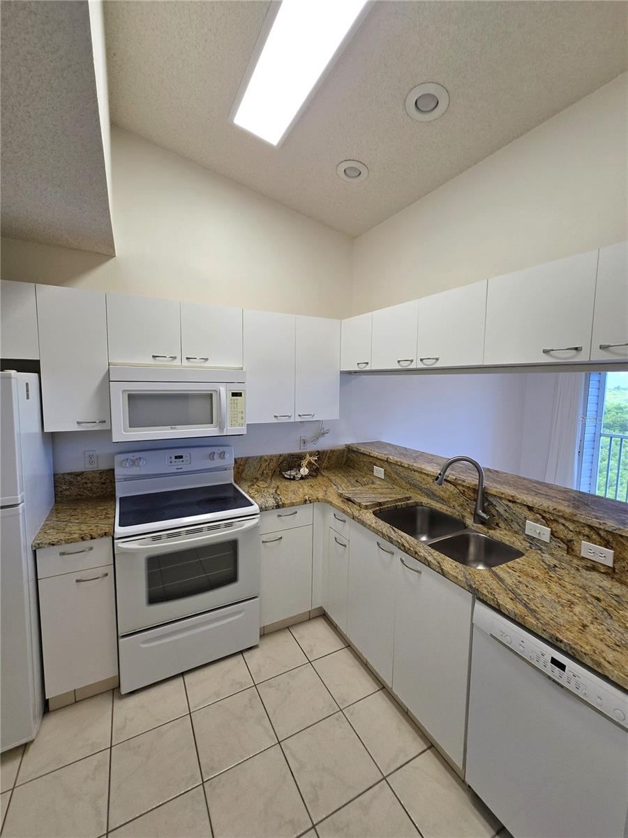 3607 E BAY DR #206 — photo 6