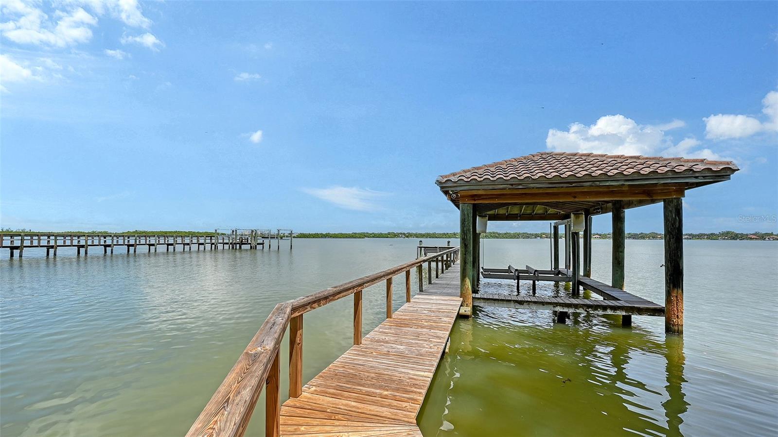 1216 N CASEY KEY RD — photo 65