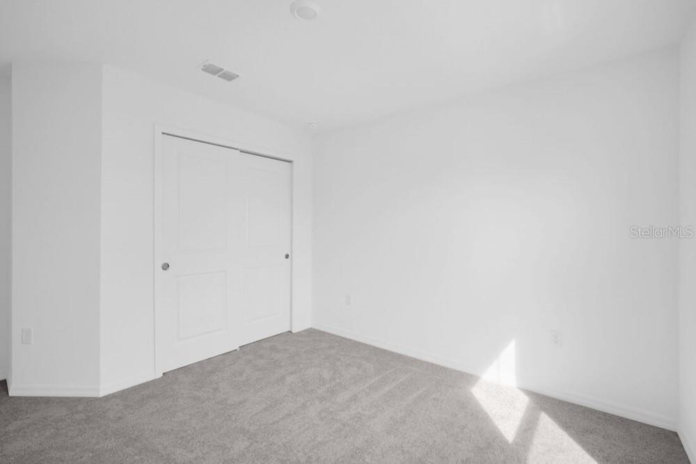 13835 SHELLMORE AVE — photo 32