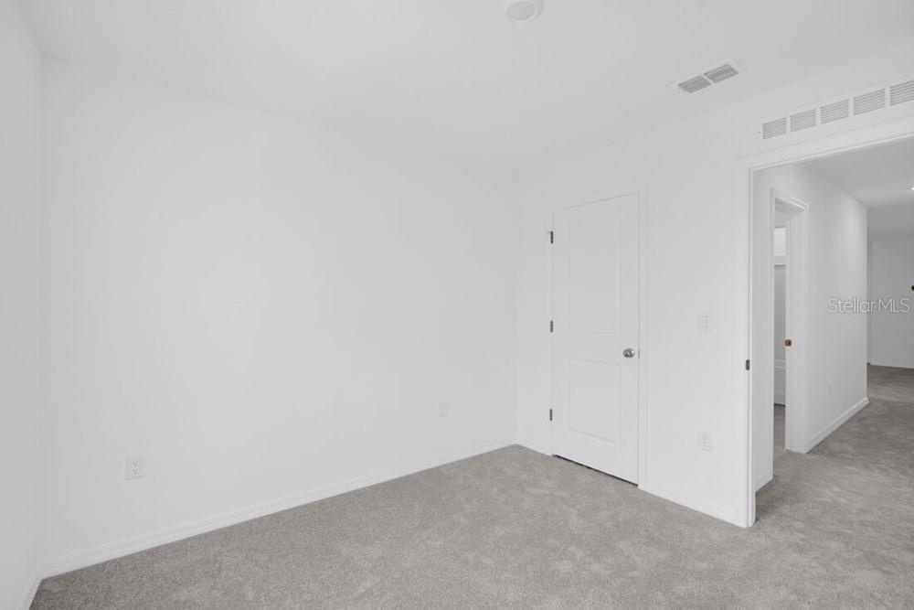 13835 SHELLMORE AVE — photo 36