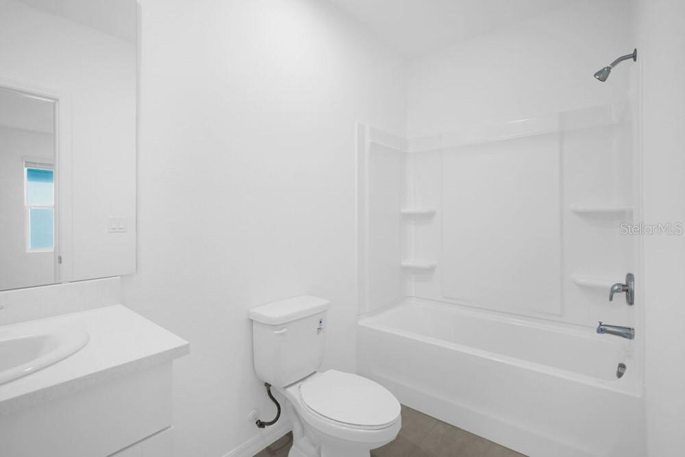 13835 SHELLMORE AVE — photo 42