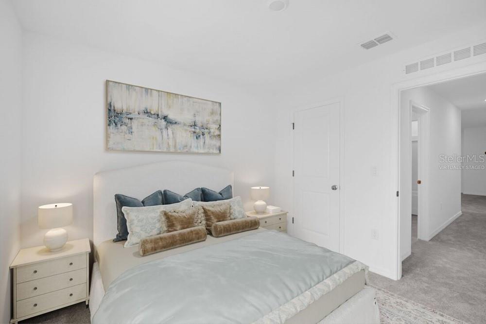 13835 SHELLMORE AVE — photo 41