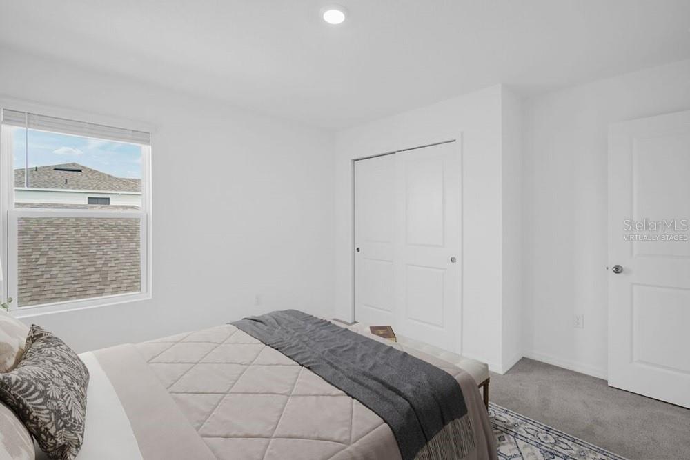 13835 SHELLMORE AVE — photo 37