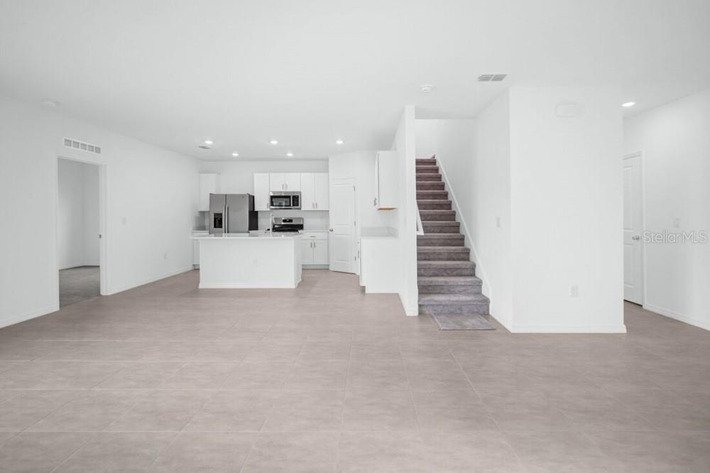 13835 SHELLMORE AVE — photo 12