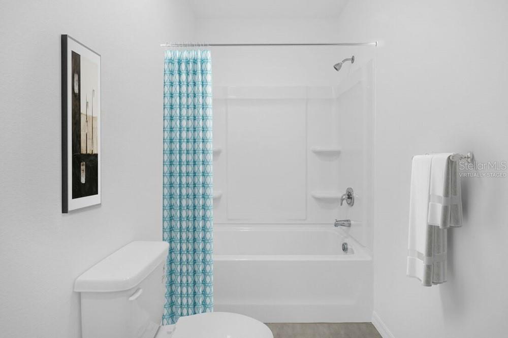 13835 SHELLMORE AVE — photo 44
