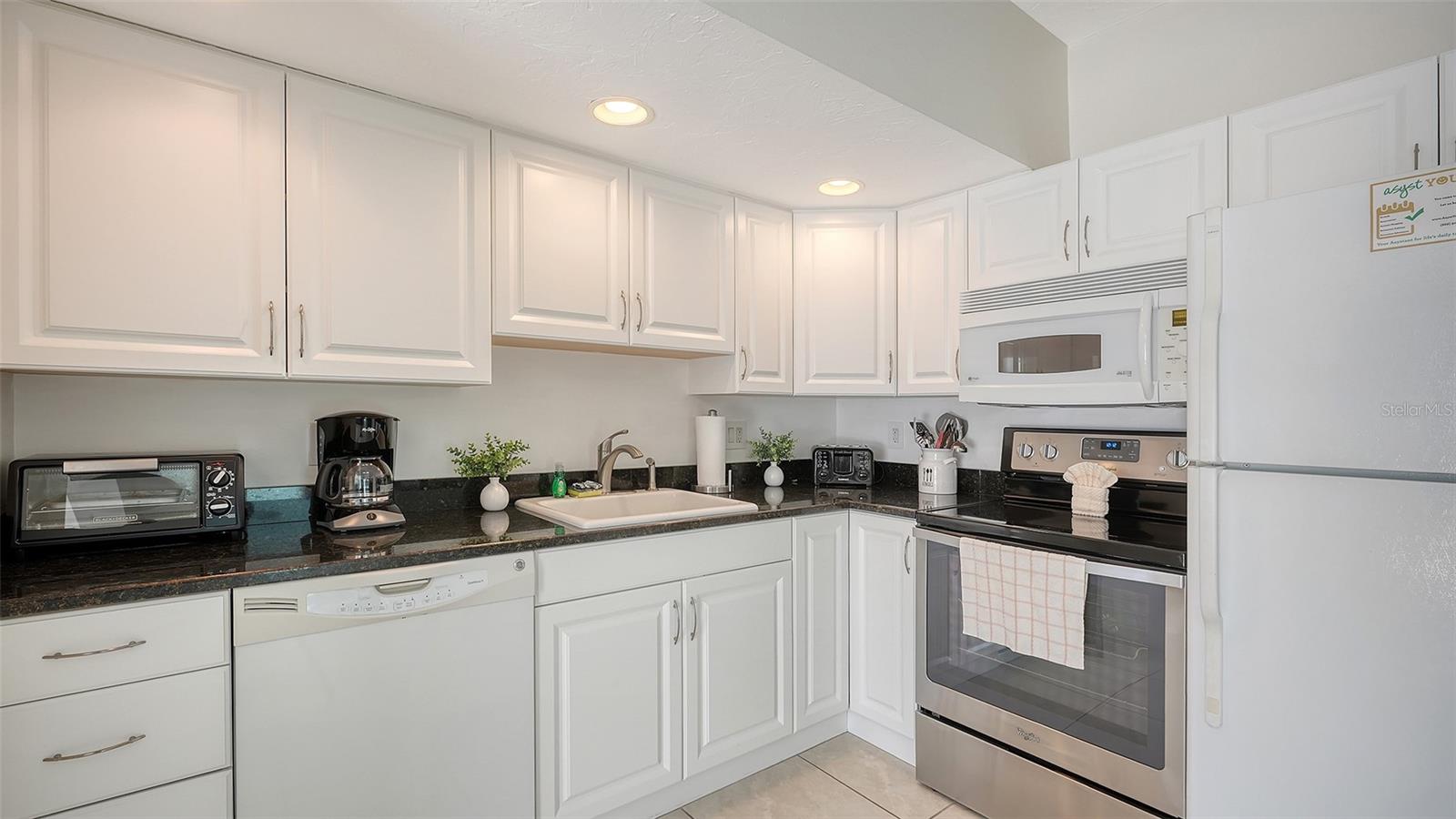 625 BEACH RD #301 — photo 34