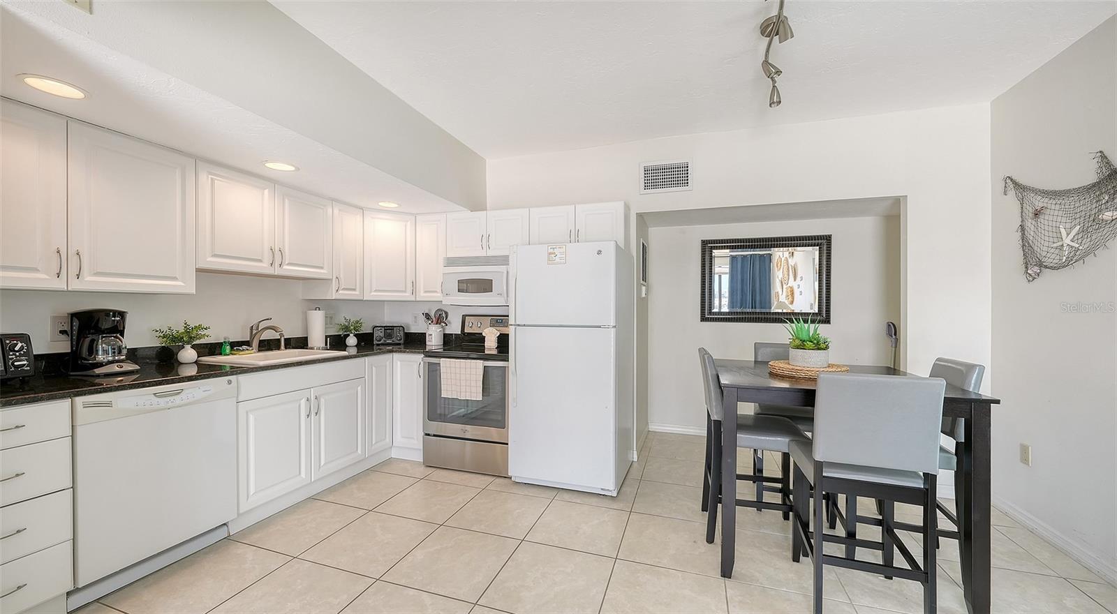 625 BEACH RD #301 — photo 33