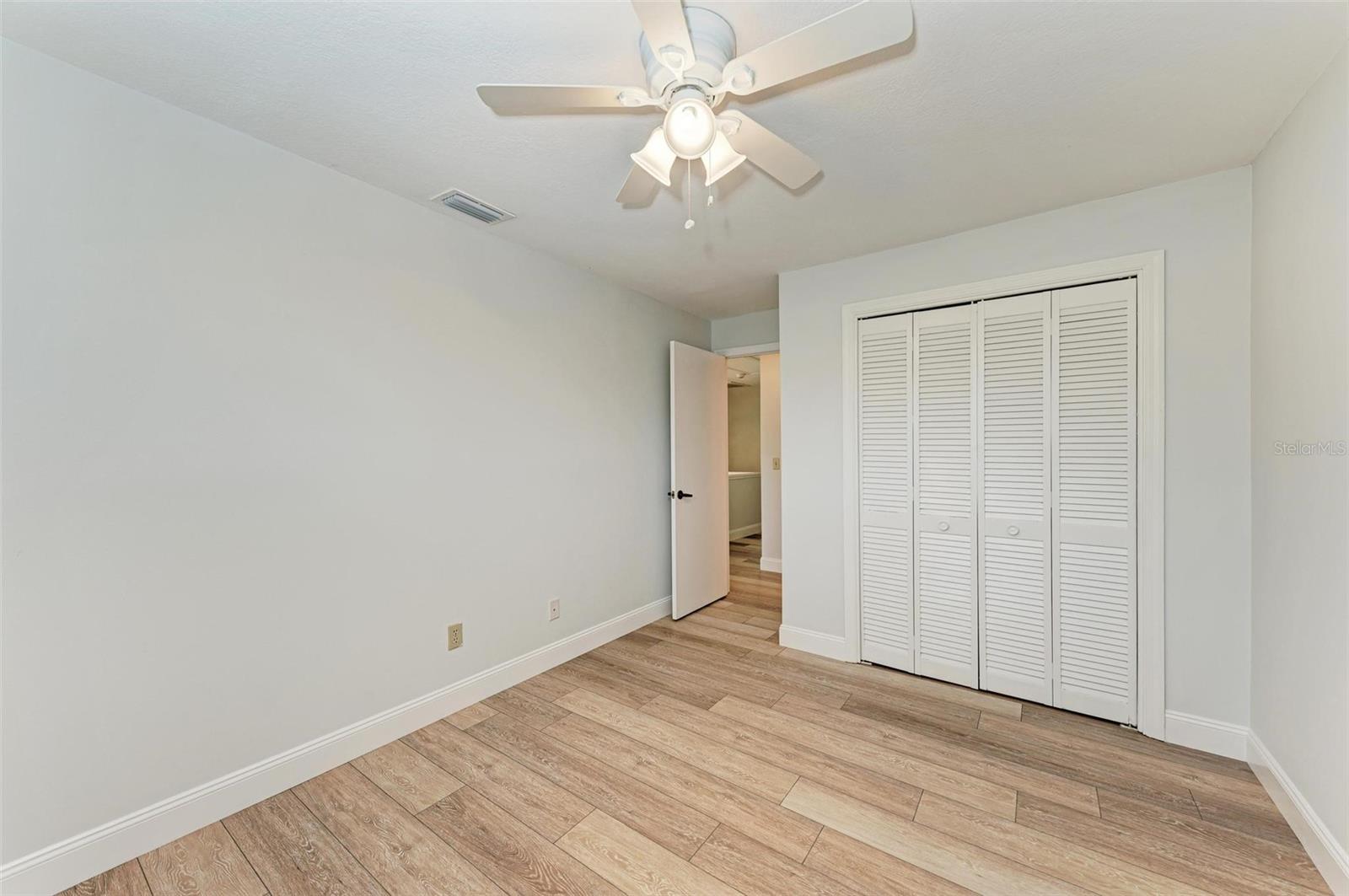 2927 W GANDY BLVD — photo 40
