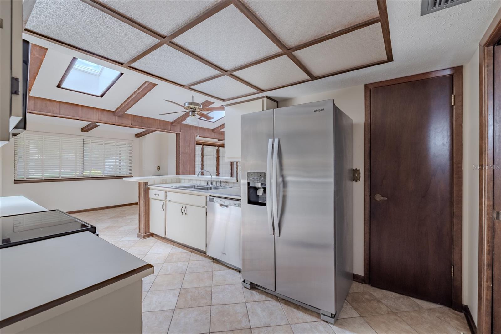 501 BRYAN RD — photo 18