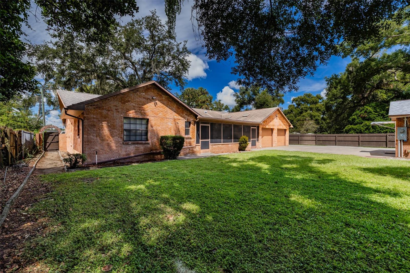 501 BRYAN RD — photo 8
