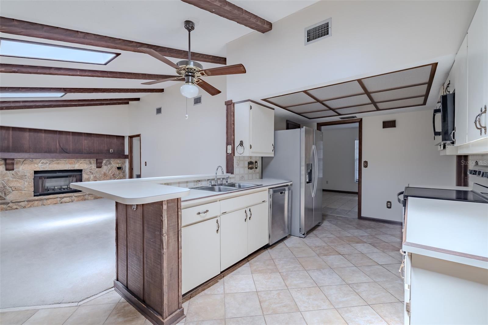 501 BRYAN RD — photo 19