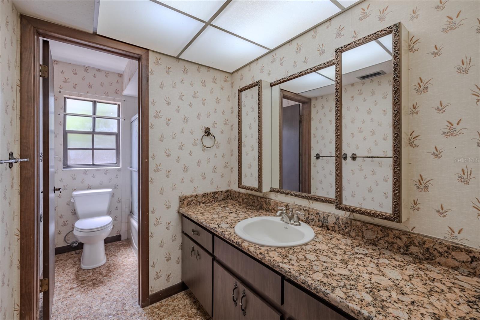 501 BRYAN RD — photo 29