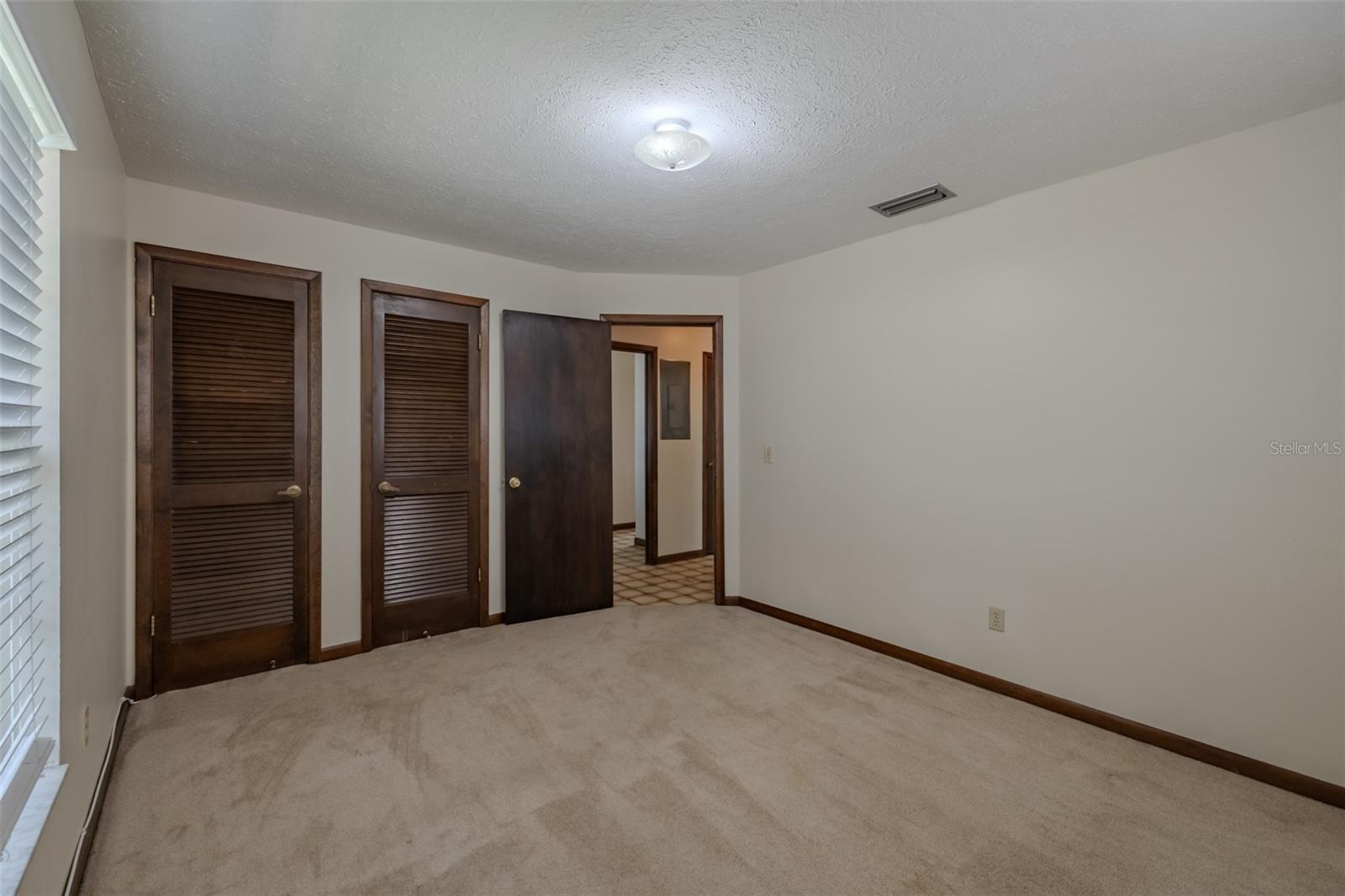501 BRYAN RD — photo 31