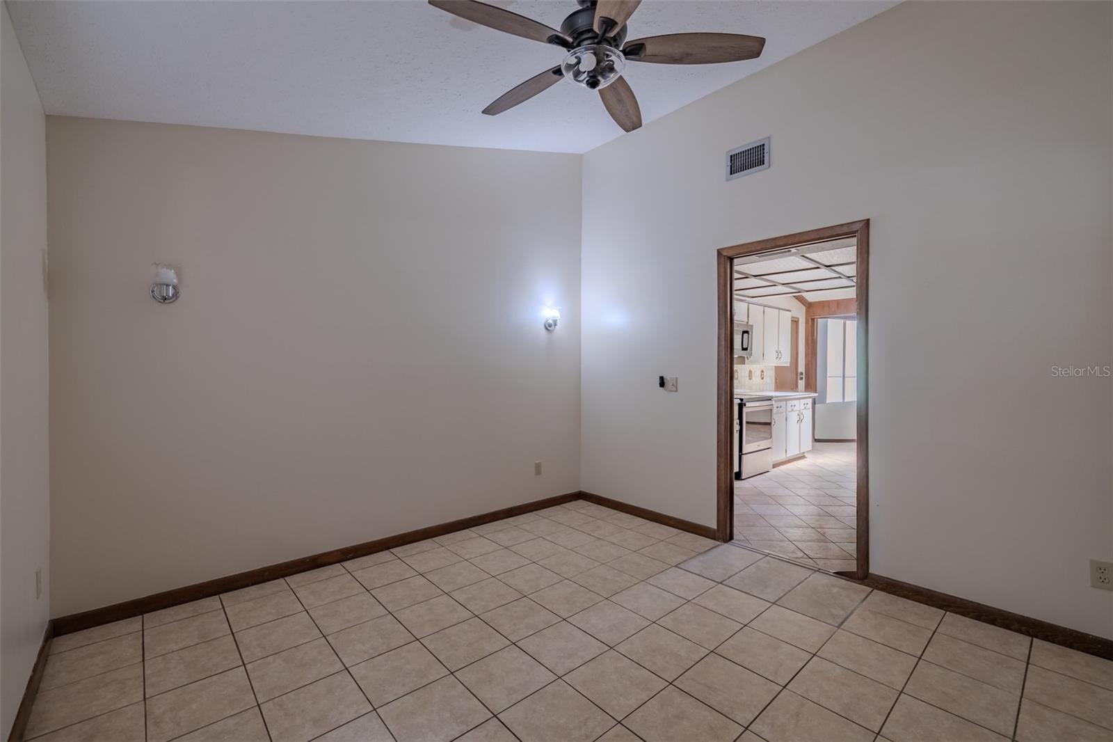 501 BRYAN RD — photo 16