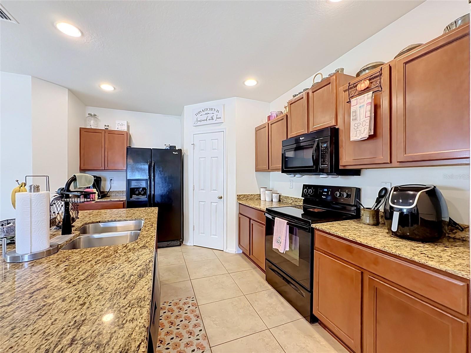 4706 CHATTERTON WAY — photo 17