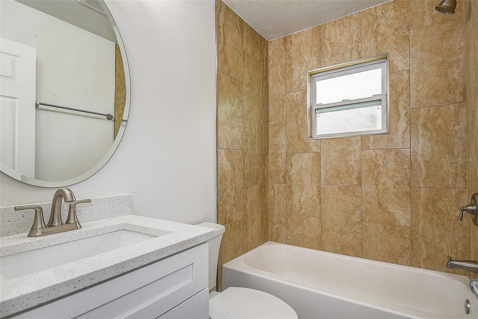 7580 MEADOWLAWN DR N — photo 16