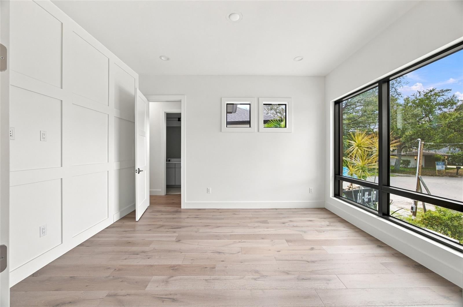 5104 W EVELYN DR — photo 18