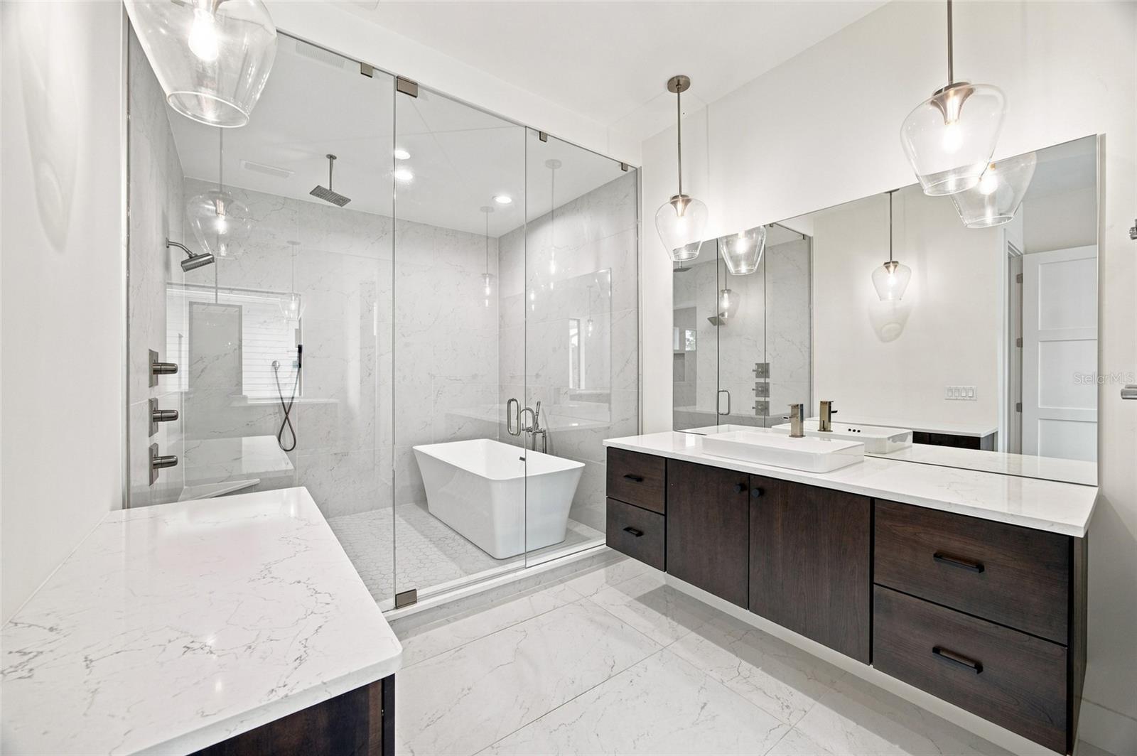5104 W EVELYN DR — photo 27