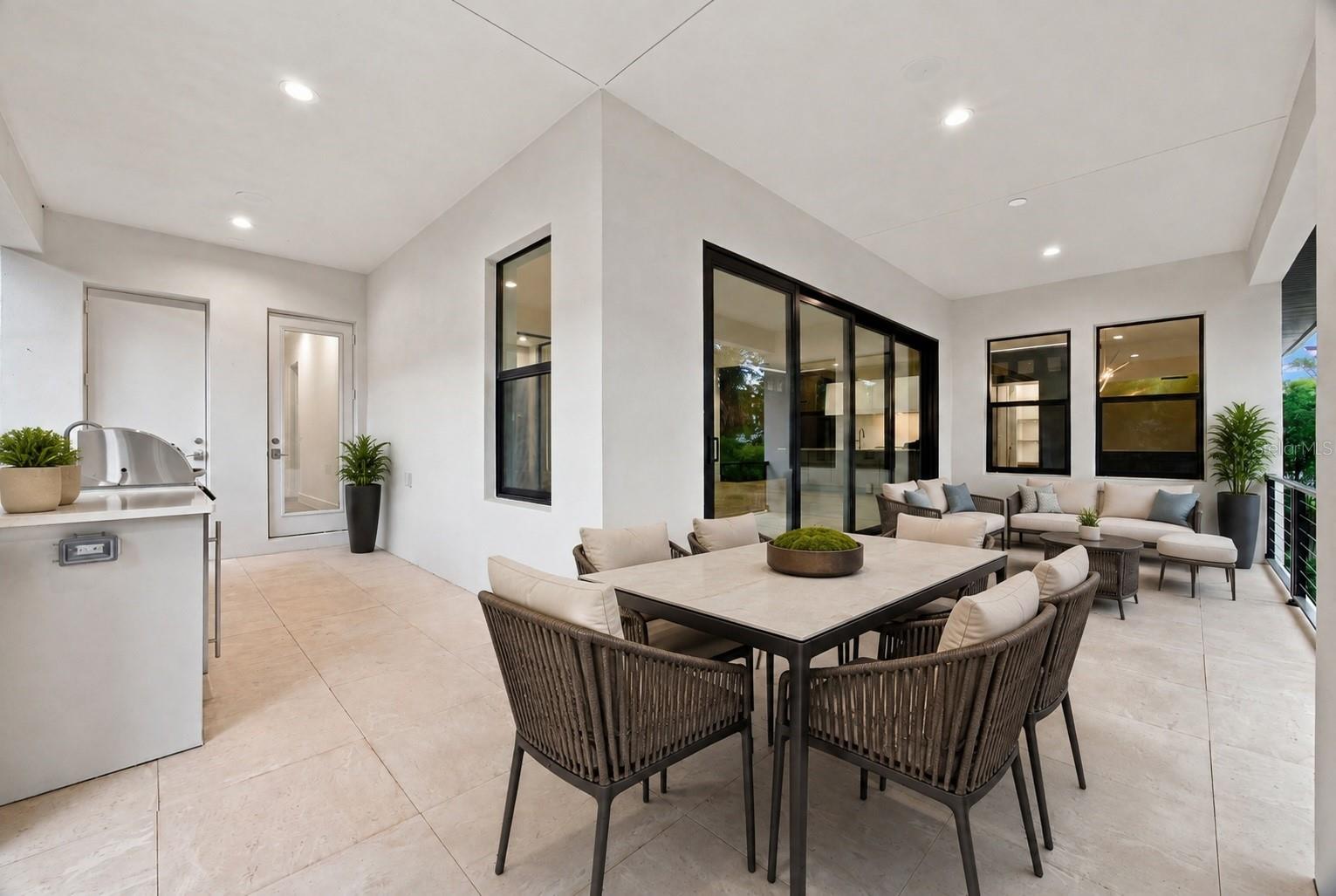 5104 W EVELYN DR — photo 40