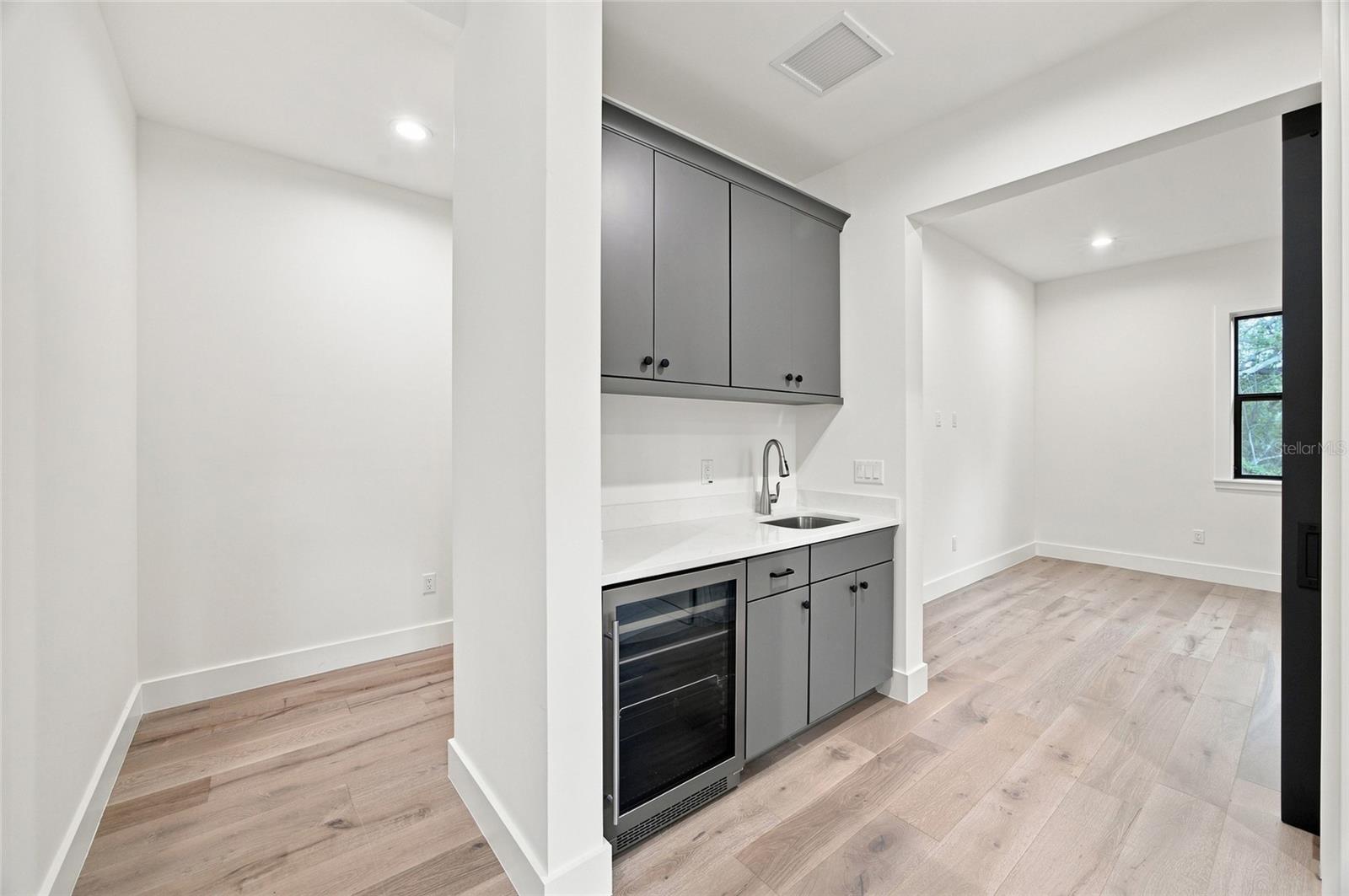 5104 W EVELYN DR — photo 20