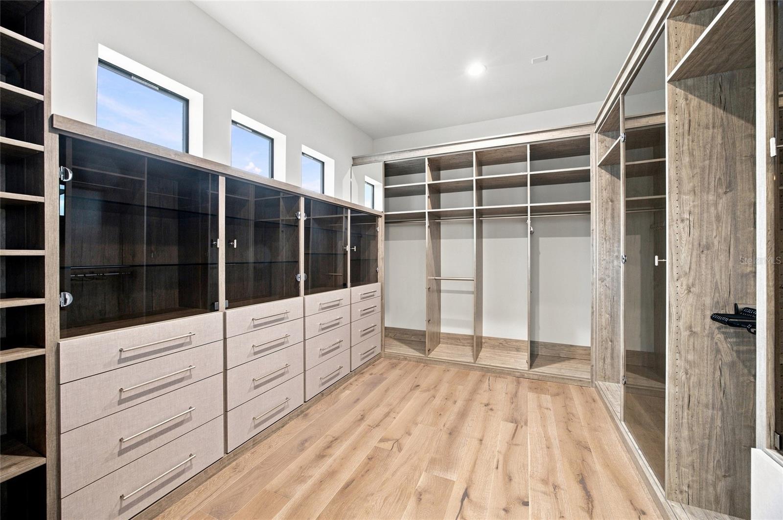 5104 W EVELYN DR — photo 25