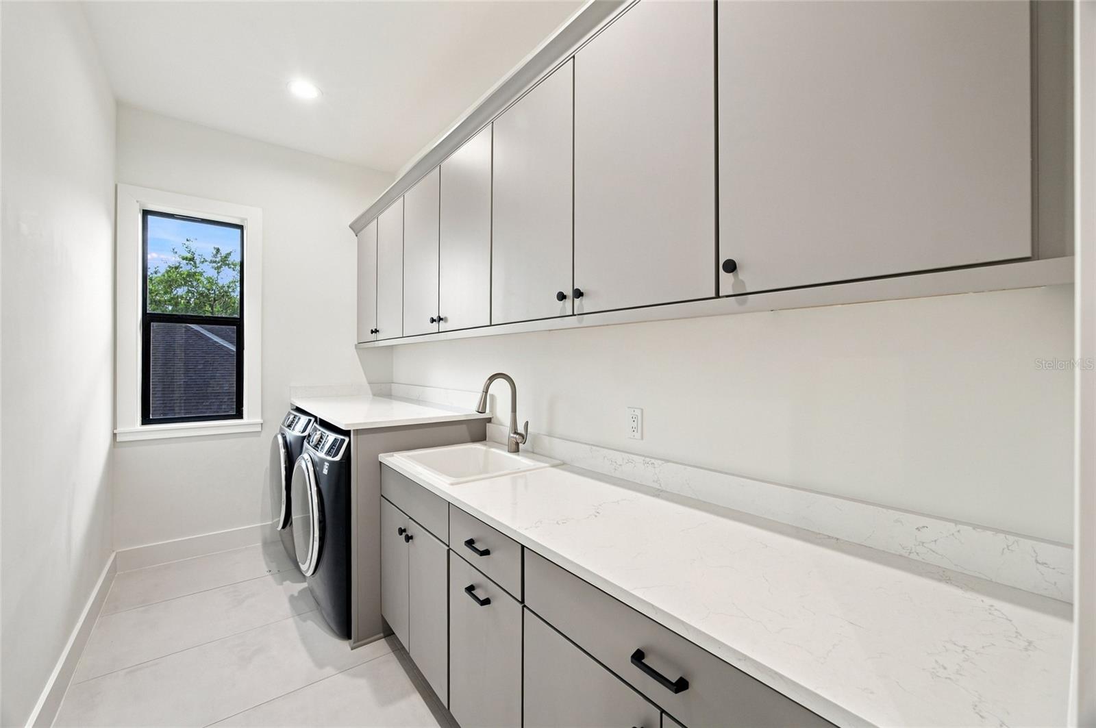 5104 W EVELYN DR — photo 38
