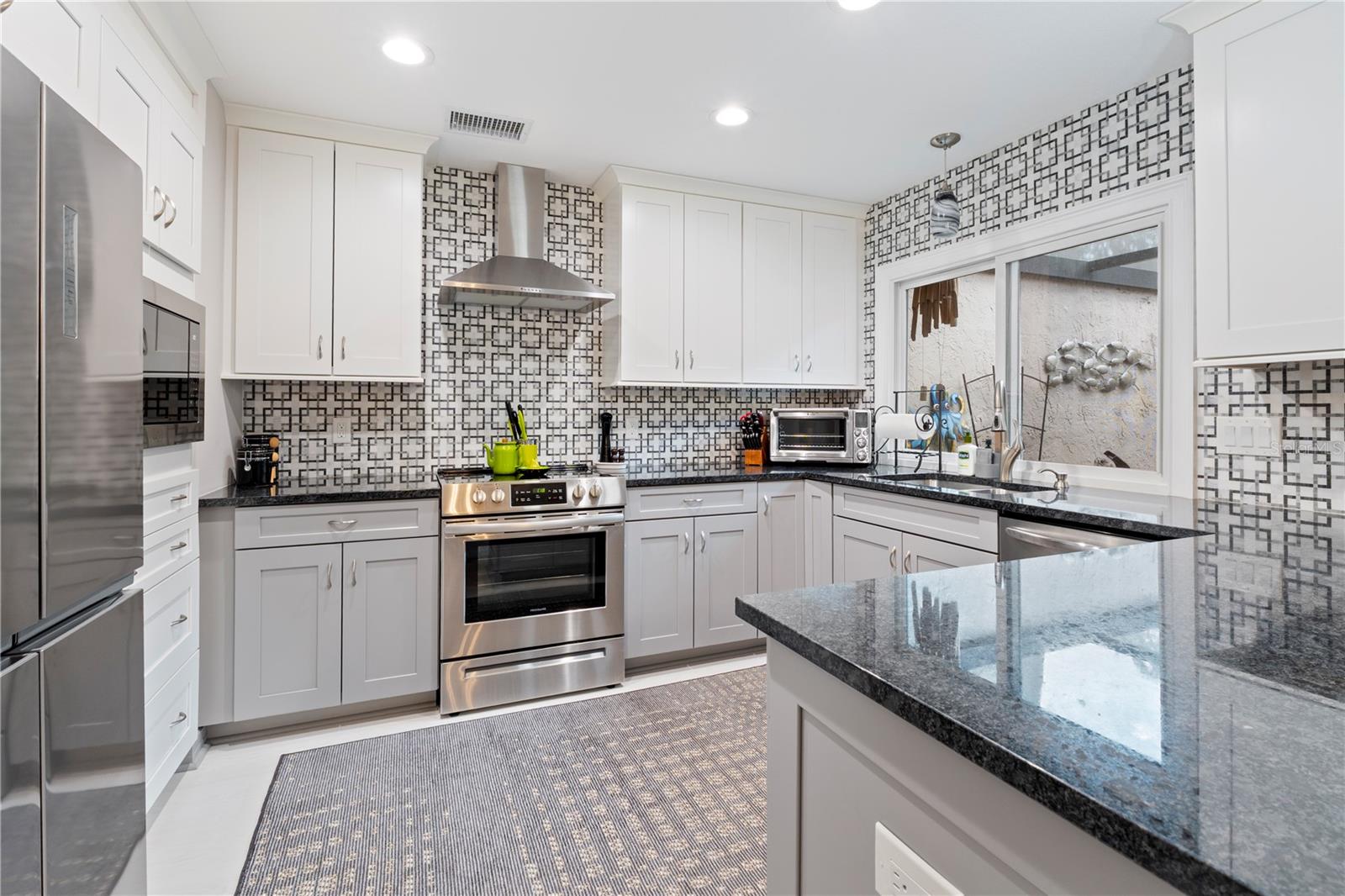 3714 CARROLLBROOK RD — photo 36