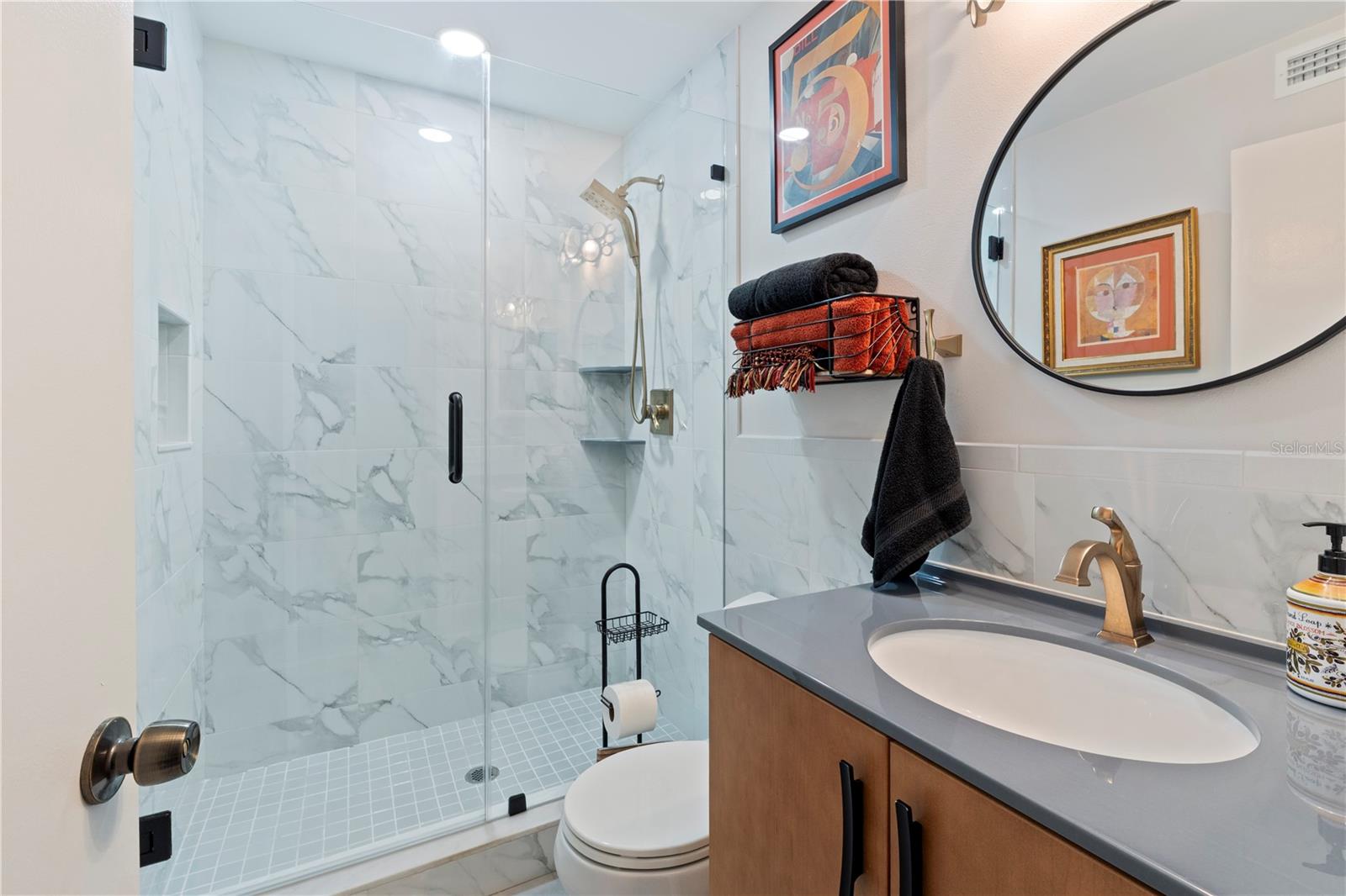 3714 CARROLLBROOK RD — photo 29
