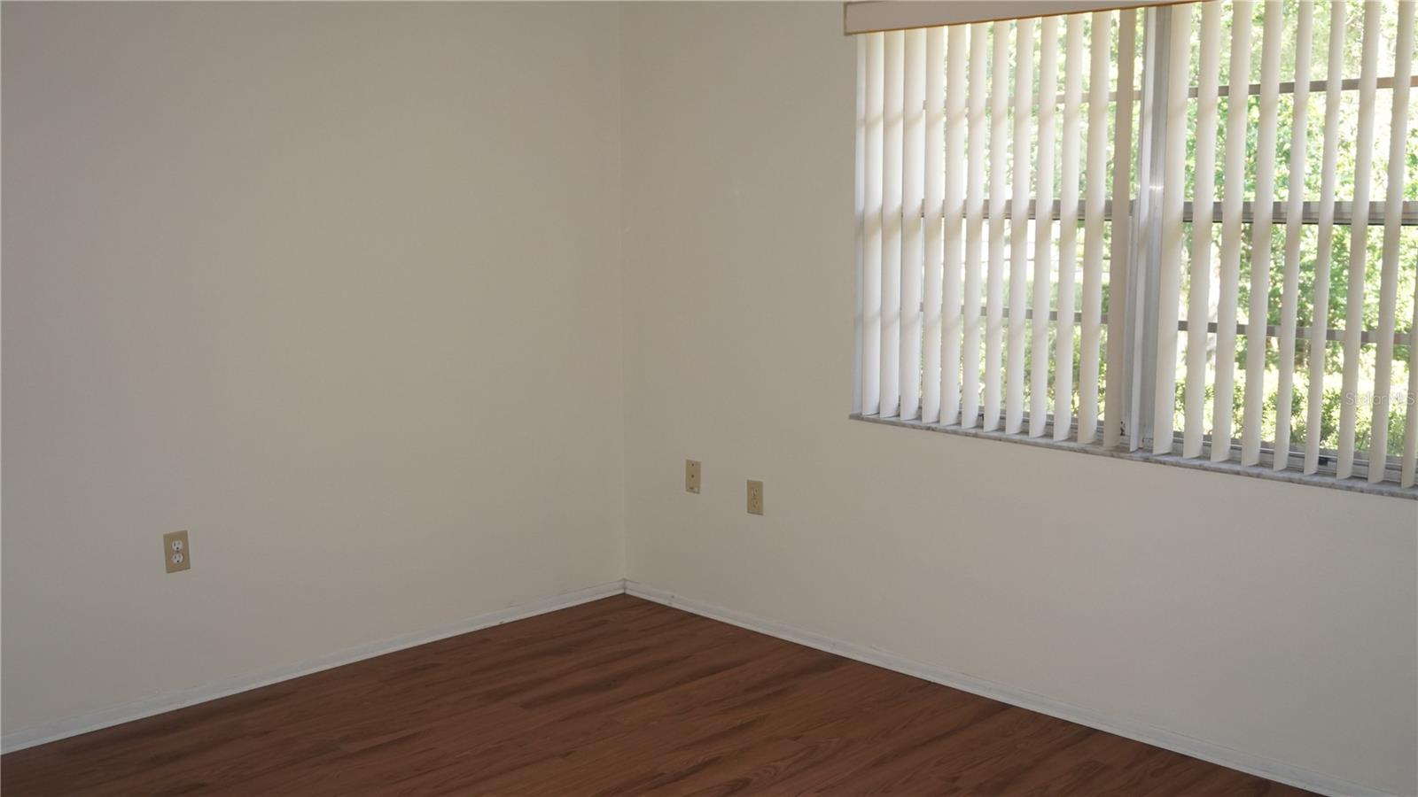 8907 SEELEY LN — photo 14