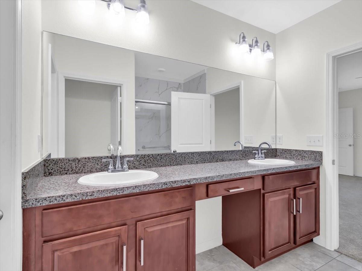 4924 REFLECTING POND CIR — photo 34