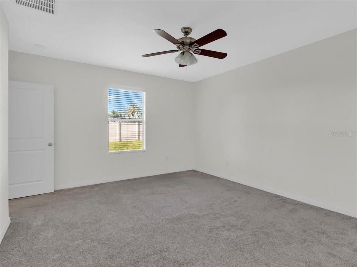 4924 REFLECTING POND CIR — photo 42