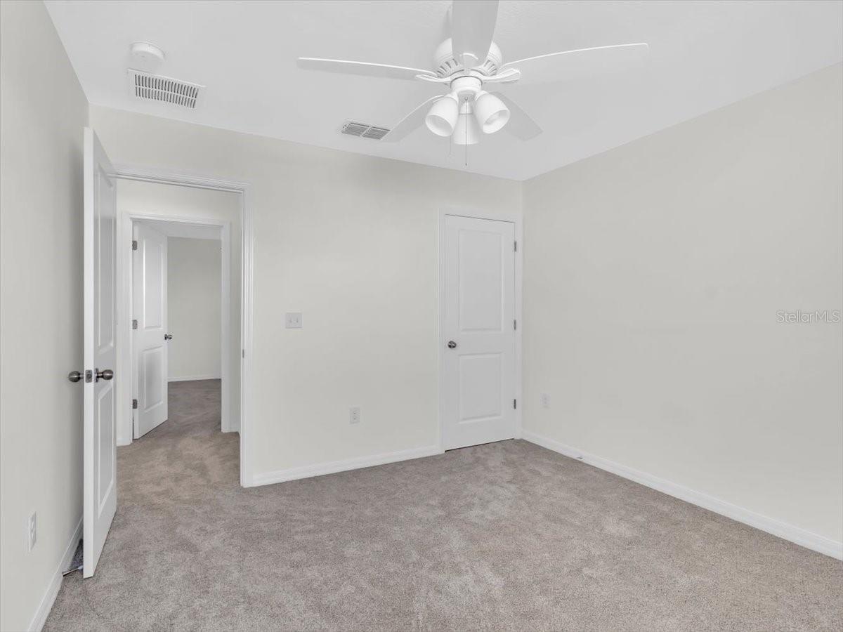 4924 REFLECTING POND CIR — photo 38