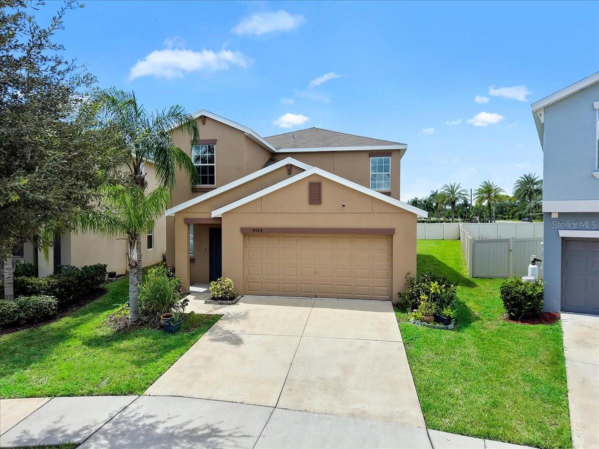 4924 REFLECTING POND CIR — photo 3