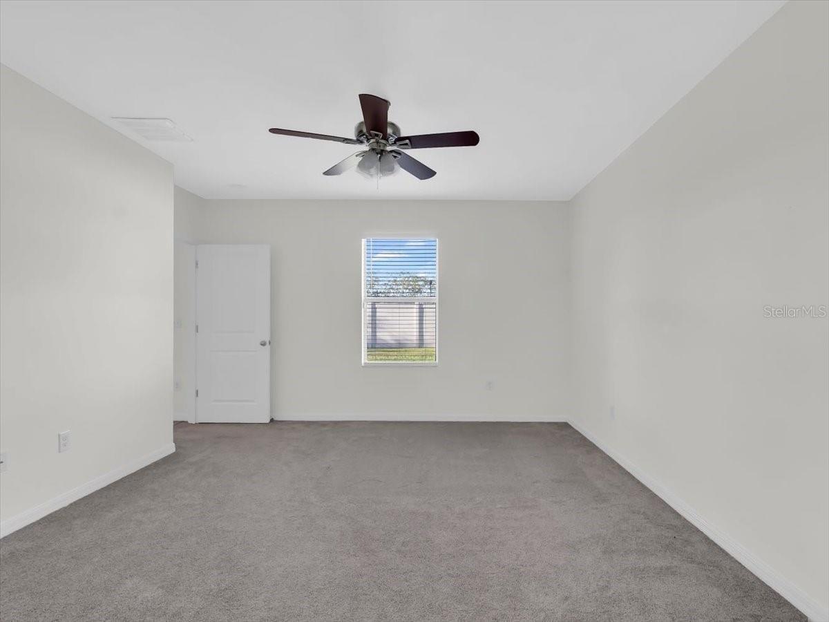 4924 REFLECTING POND CIR — photo 37