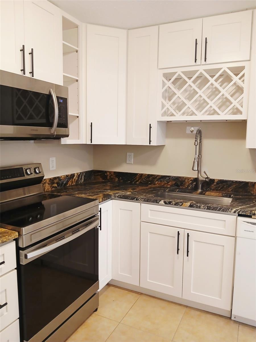 2700 BAYSHORE BLVD #2211 — photo 11