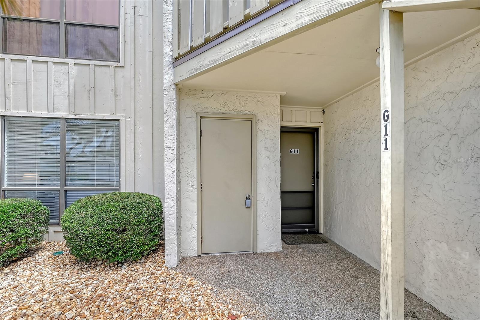 6157 MIDNIGHT PASS RD #G11 — photo 3