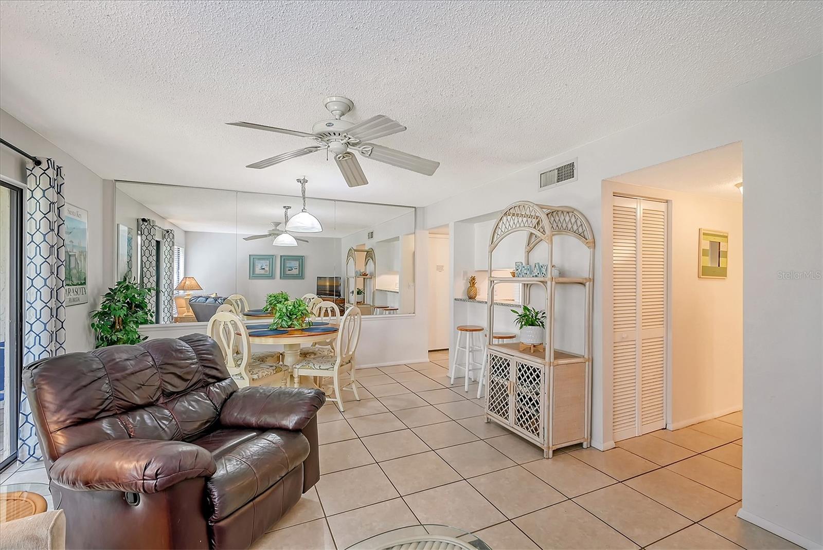 6157 MIDNIGHT PASS RD #G11 — photo 16
